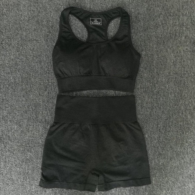 Women  Seamless yoga Suits set